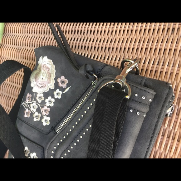 Suede crossbody bag. - Picture 4 of 4